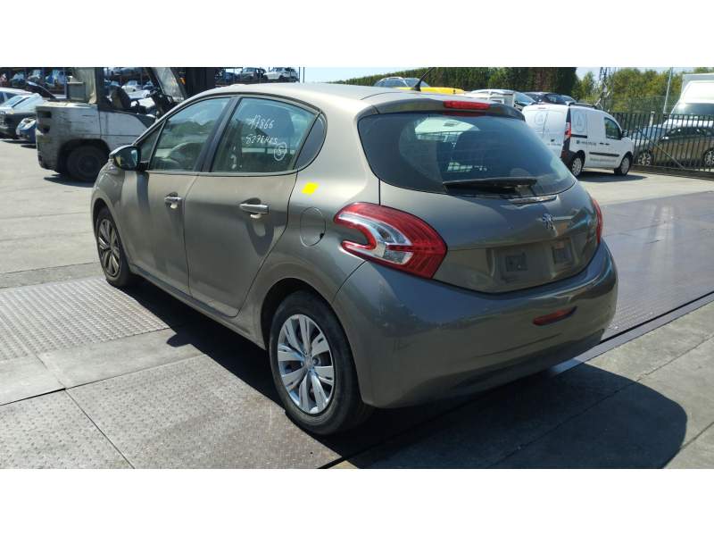 peugeot 208 i (ca_, cc_) del año 2014