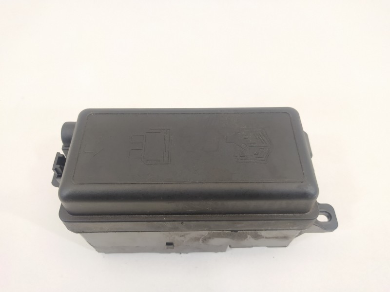 Recambio de caja reles / fusibles para bmw mini (r50,r53) one d referencia OEM IAM 6906604  