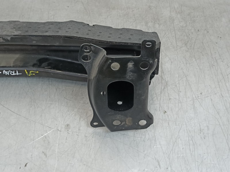 Recambio de refuerzo paragolpes delantero para volkswagen jetta (1k2) advance referencia OEM IAM 1T0807583 1T0807584 1T0807581