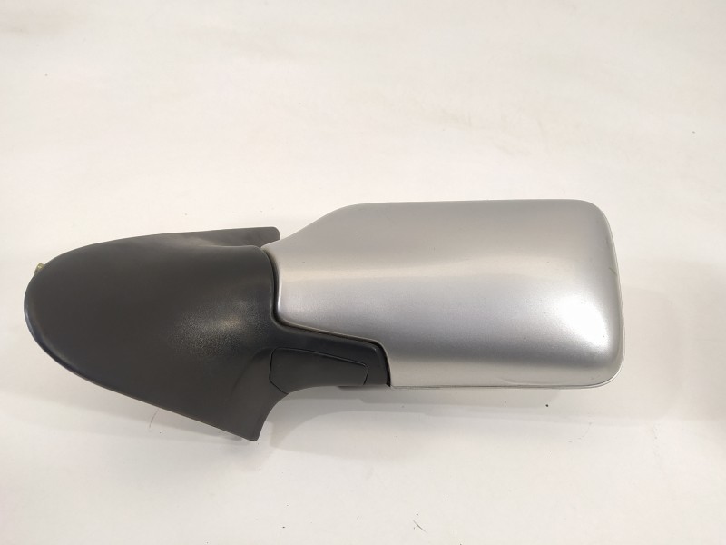 Recambio de retrovisor izquierdo para seat cordoba berlina (6k2) glx referencia OEM IAM 415312301  