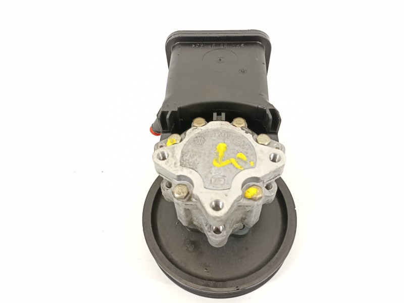 Recambio de bomba direccion para bmw serie 3 berlina (e46) 320d referencia OEM IAM 32416756575 6756575 