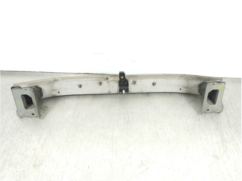 Recambio de refuerzo paragolpes delantero para toyota corolla verso (r1) 2.2 d-4d luna referencia OEM IAM   