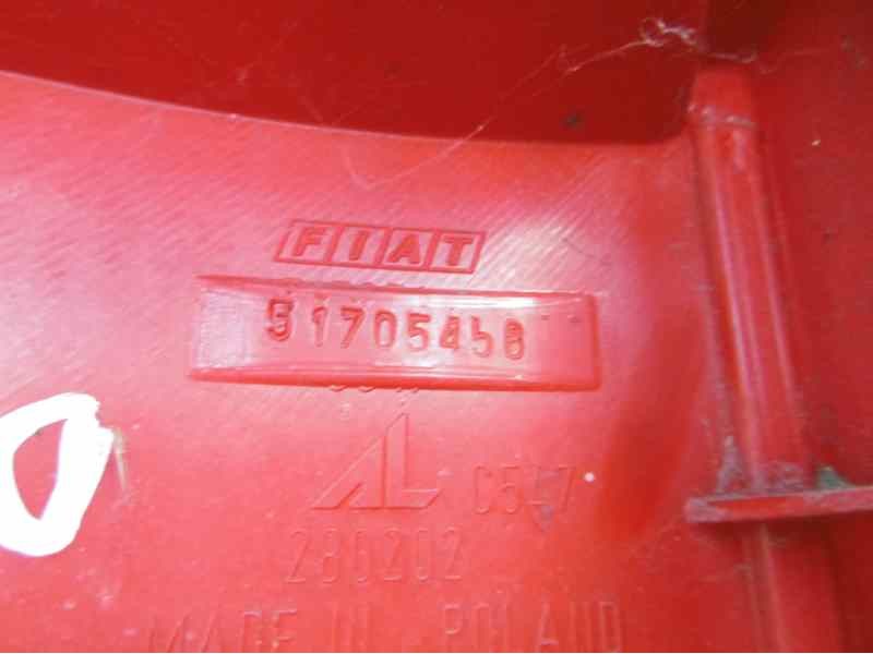 Recambio de piloto trasero derecho para fiat panda (169) 1.2 8v emotion referencia OEM IAM 51705458  