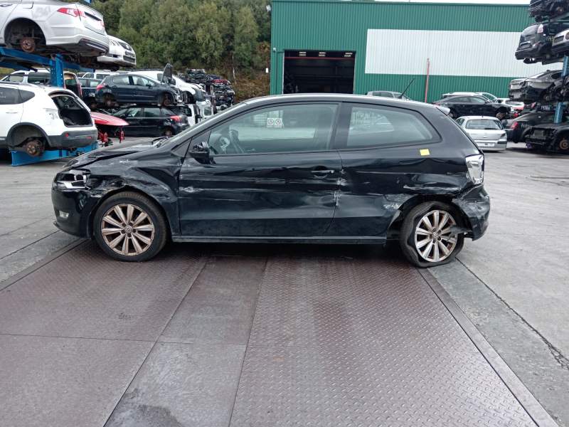 volkswagen polo v (6r1, 6c1) del año 2010