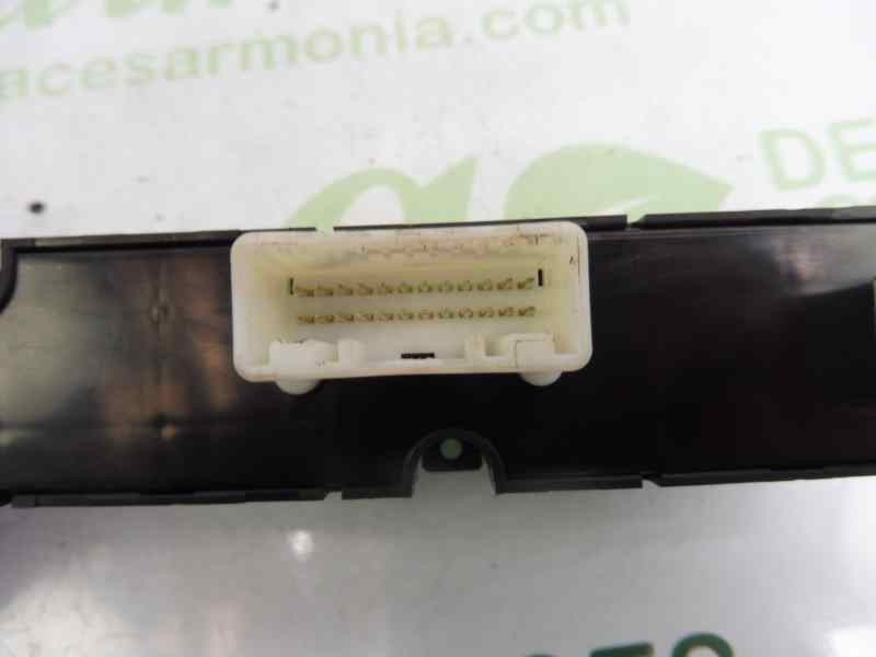 Recambio de warning para kia cee´d 1.6 crdi cat referencia OEM IAM 937001H000 937001H010 937001H005