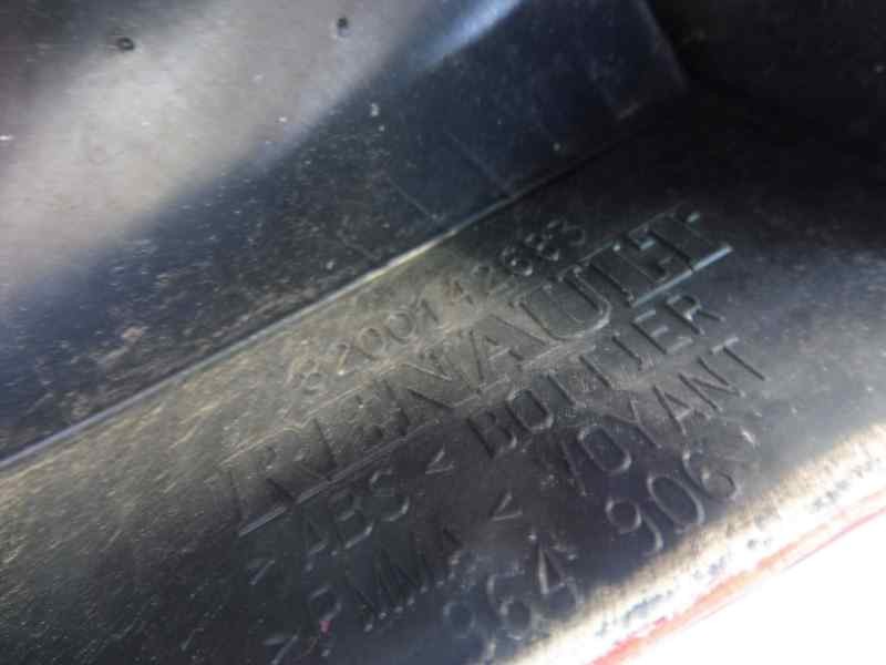 Recambio de piloto trasero derecho para renault megane ii familiar dynamique confort referencia OEM IAM 8200142683  