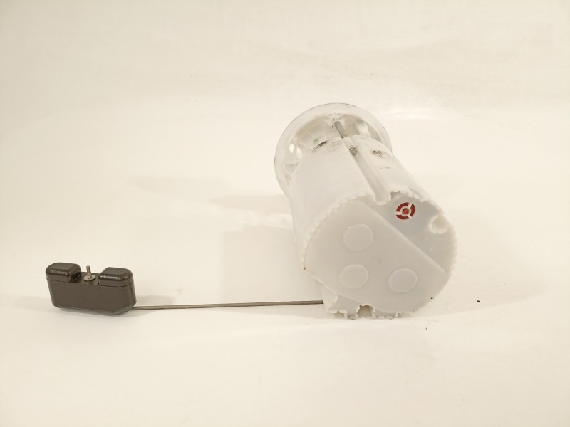 Recambio de bomba combustible para renault megane iii coupe bose edition referencia OEM IAM 172020059R  