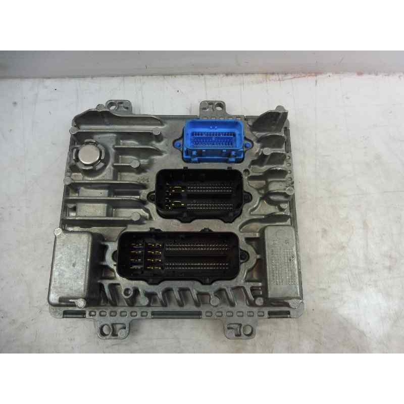 Recambio de centralita motor uce para opel astra j sports tourer selective referencia OEM IAM 55484738  