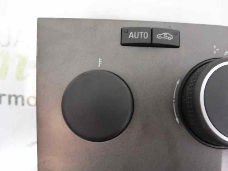 Recambio de mando climatizador para opel astra h berlina cosmo referencia OEM IAM 13122963  