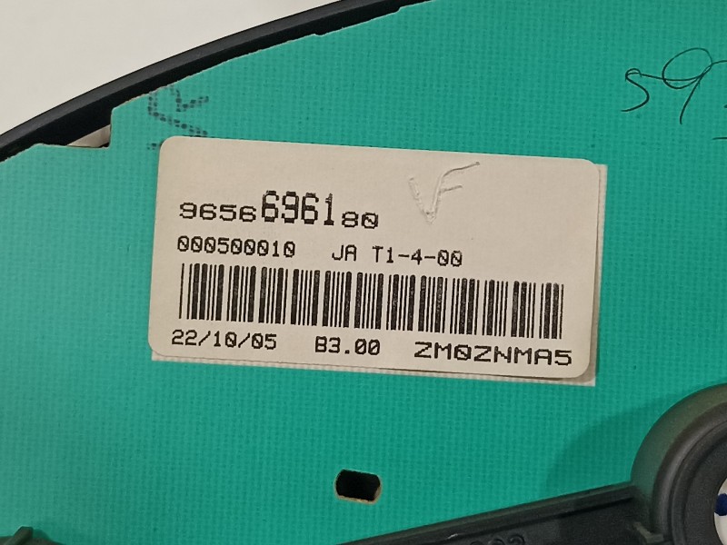 Recambio de cuadro instrumentos para peugeot 206 berlina x-line referencia OEM IAM 9656696180  