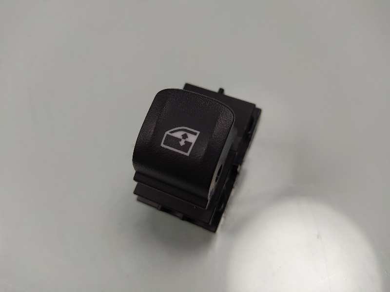 Recambio de mando elevalunas delantero derecho para bmw serie x3 (g01) xdrive20d xline referencia OEM IAM 9327031  