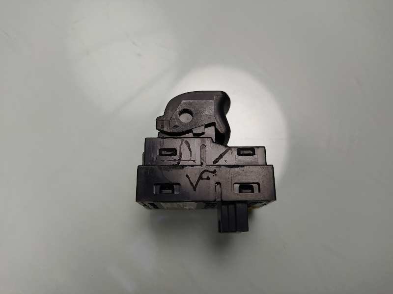 Recambio de mando elevalunas delantero derecho para bmw serie x3 (g01) xdrive20d xline referencia OEM IAM 9327031  