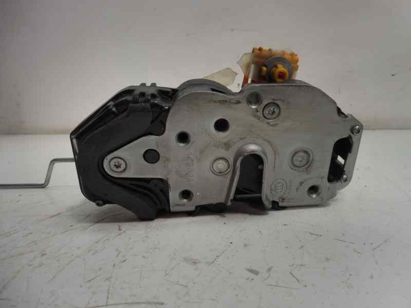 Recambio de cerradura puerta delantera derecha para opel astra j sports tourer selective referencia OEM IAM 13579523  