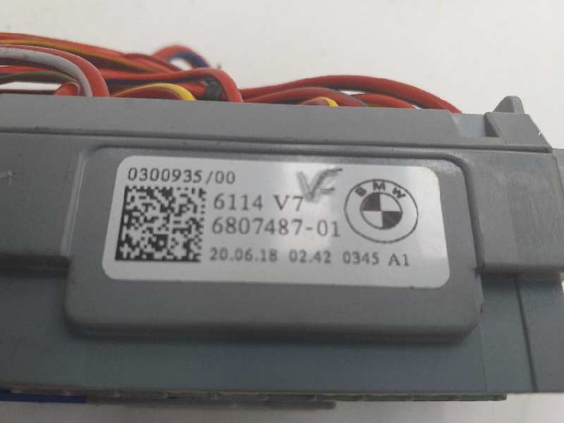 Recambio de caja reles / fusibles para bmw serie x3 (g01) xdrive20d xline referencia OEM IAM 680748701 6114V7 