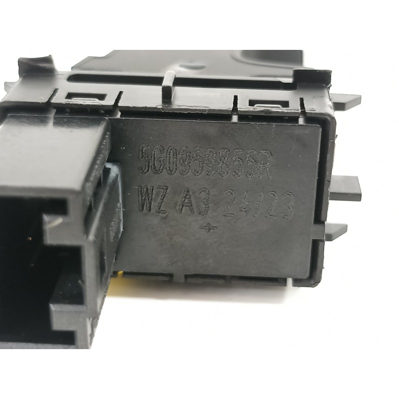 Recambio de mando elevalunas delantero derecho para audi a1 sportback (gba) 25 tfsi básico referencia OEM IAM 5G0959855R  