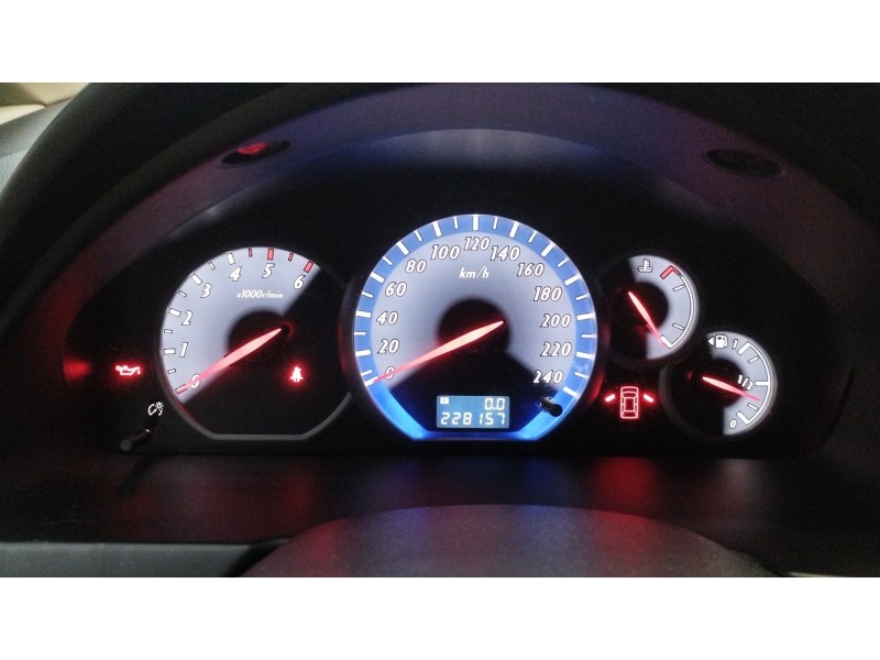 Recambio de cuadro instrumentos para mitsubishi grandis (na0w) 2.0 di-d inform referencia OEM IAM 8100A923 2574402451 