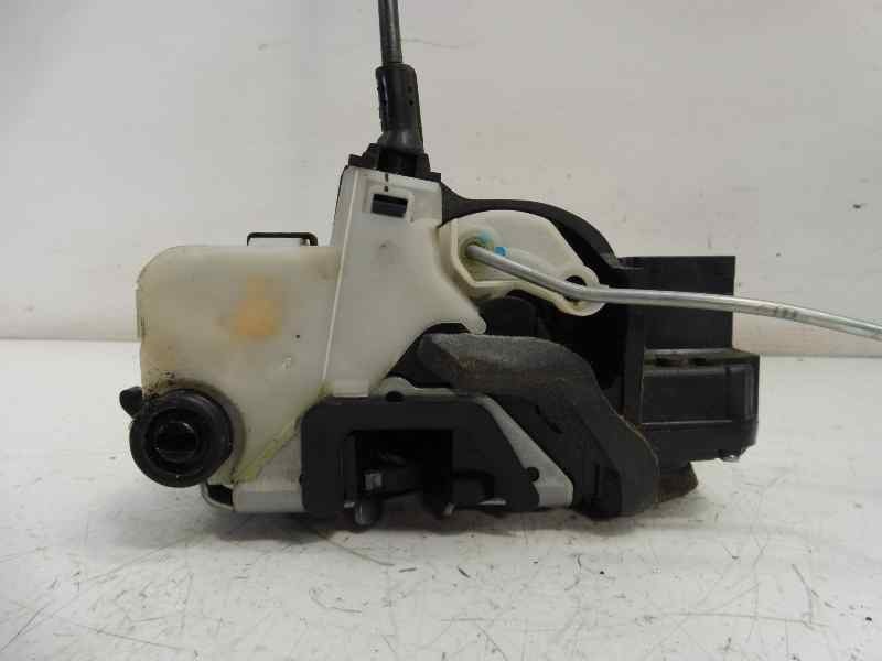 Recambio de cerradura puerta trasera derecha para opel astra j sports tourer selective referencia OEM IAM 13579566  