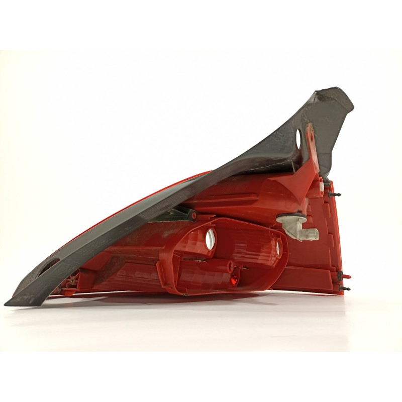 Recambio de piloto trasero izquierdo para renault megane ii berlina 5p confort authentique referencia OEM IAM 8200413214  