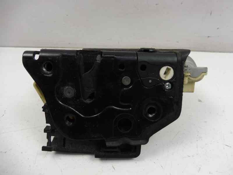 Recambio de cerradura puerta trasera derecha para volkswagen passat variant (3c5) advance referencia OEM IAM 3C4839016A  