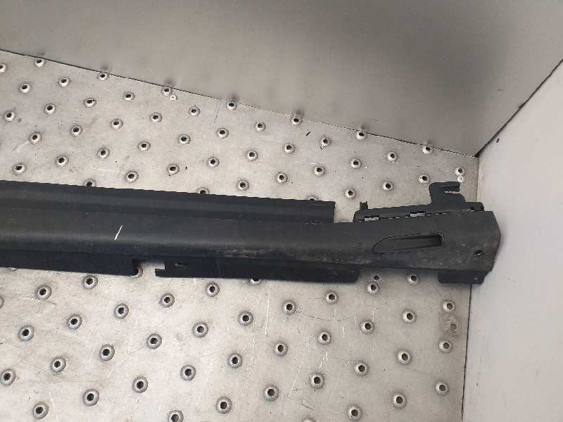 Recambio de faldon lateral para bmw serie x3 (g01) xdrive20d xline referencia OEM IAM   