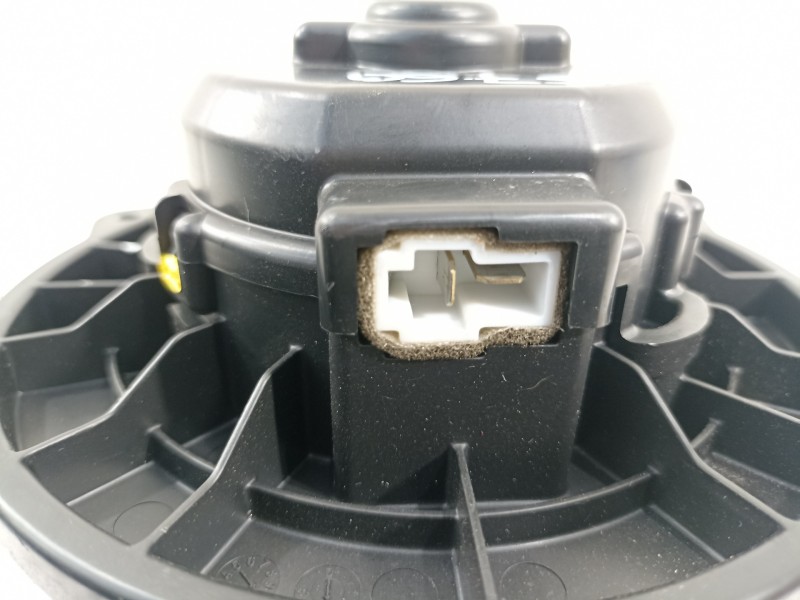 Recambio de ventilador calefaccion para kia rio (yb) concept referencia OEM IAM F0053B2570  