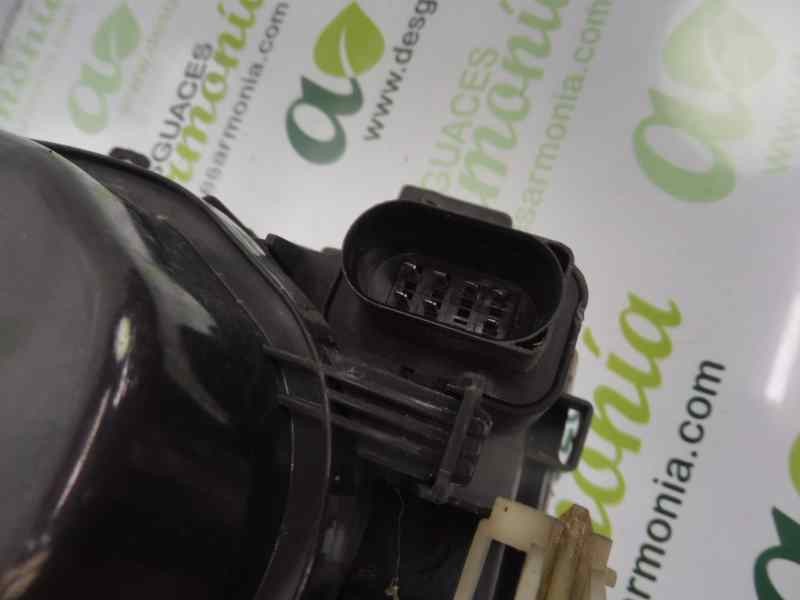 Recambio de faro izquierdo para volkswagen polo berlina (6n2) conceptline referencia OEM IAM   