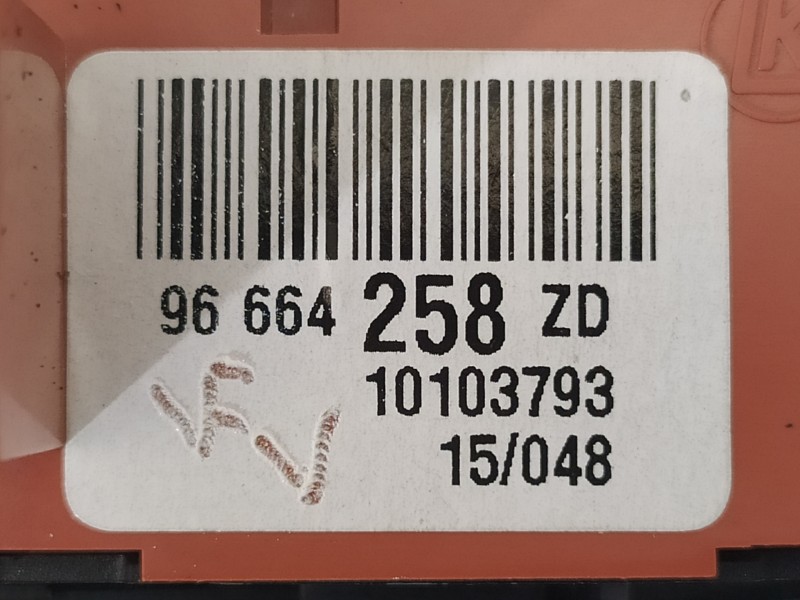 Recambio de mando multifuncion para citroën c4 lim. feel referencia OEM IAM 96664258ZD 96717146ZD 