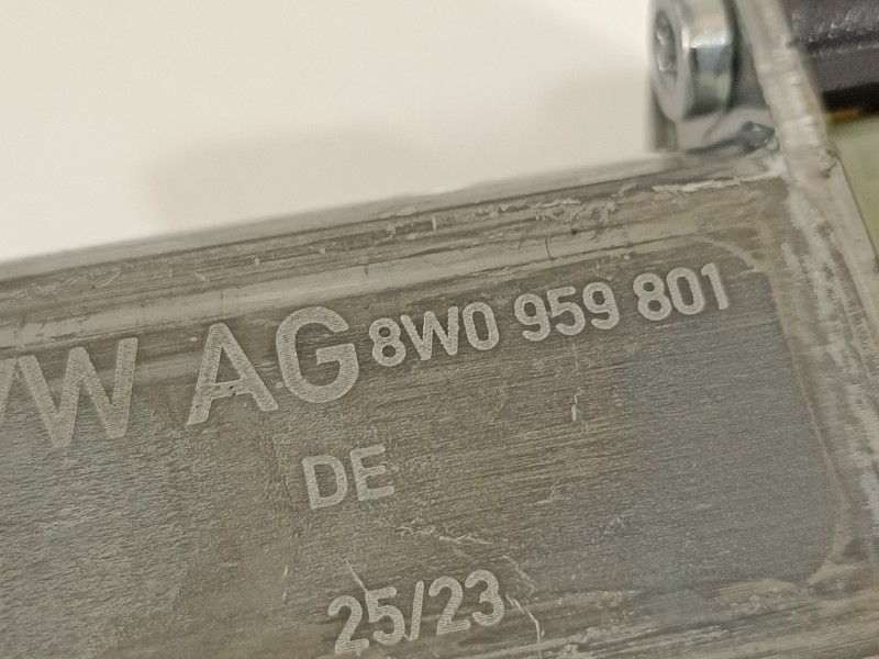 Recambio de elevalunas delantero izquierdo para audi a1 sportback (gba) 25 tfsi básico referencia OEM IAM 82G837461A  