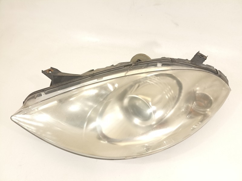 Recambio de faro izquierdo para mercedes-benz clase a (w169) a 200 cdi a-edition referencia OEM IAM A1698200561  