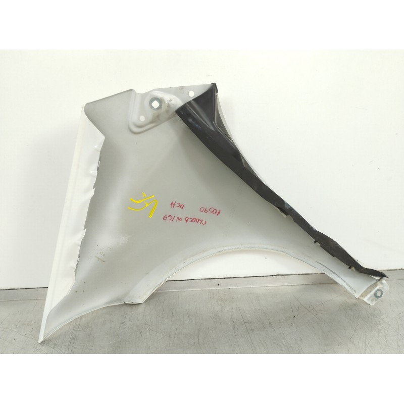 Recambio de aleta delantera derecha para mercedes-benz clase a (w169) a 200 cdi a-edition referencia OEM IAM   