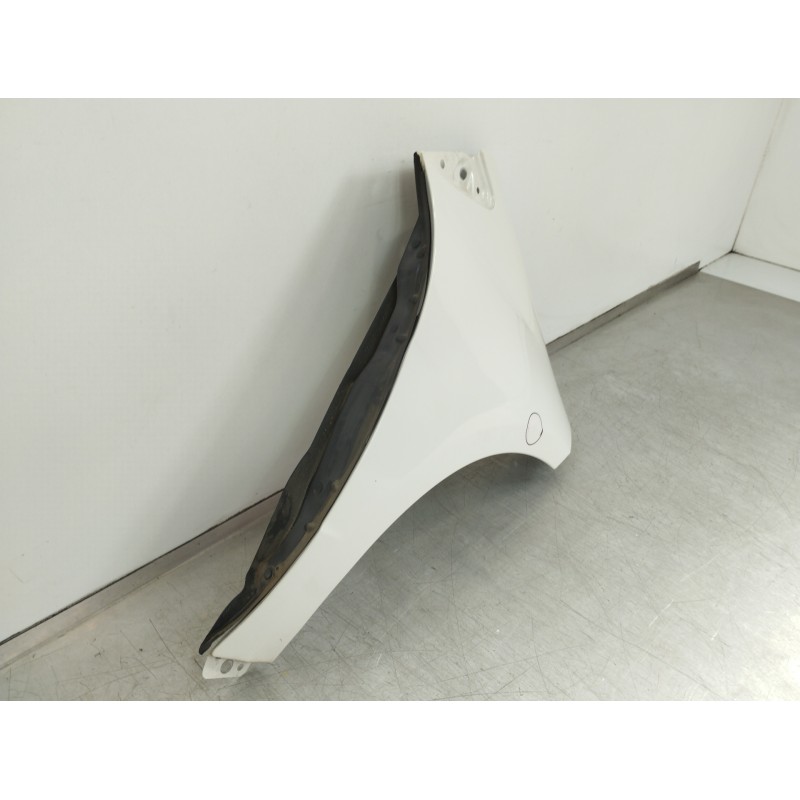 Recambio de aleta delantera derecha para mercedes-benz clase a (w169) a 200 cdi a-edition referencia OEM IAM   