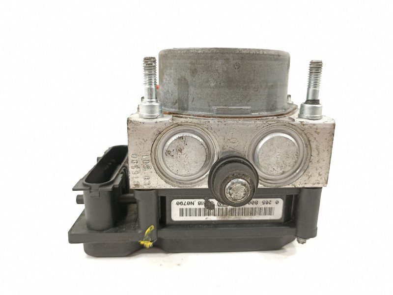 Recambio de abs para renault clio iii authentique referencia OEM IAM 8200747140  