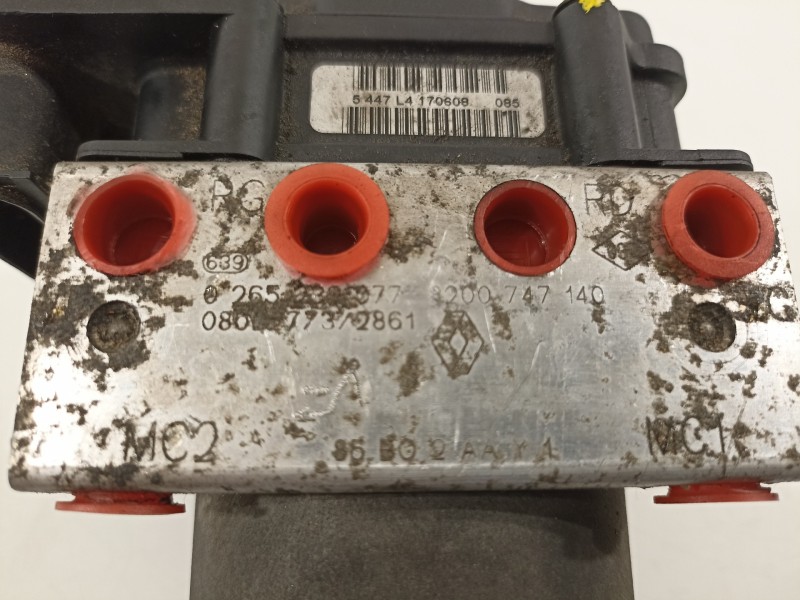 Recambio de abs para renault clio iii authentique referencia OEM IAM 8200747140  