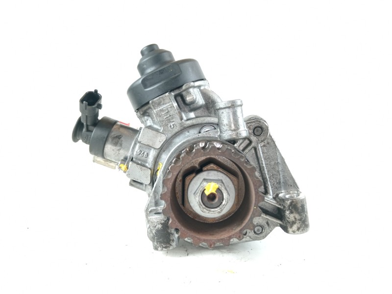 Recambio de bomba inyeccion para nissan nv 200 (m20) nv200 combi comfort referencia OEM IAM 167007358R 0445010704 H8201434847