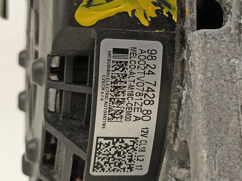Recambio de alternador para toyota proace city referencia OEM IAM 9824742880  