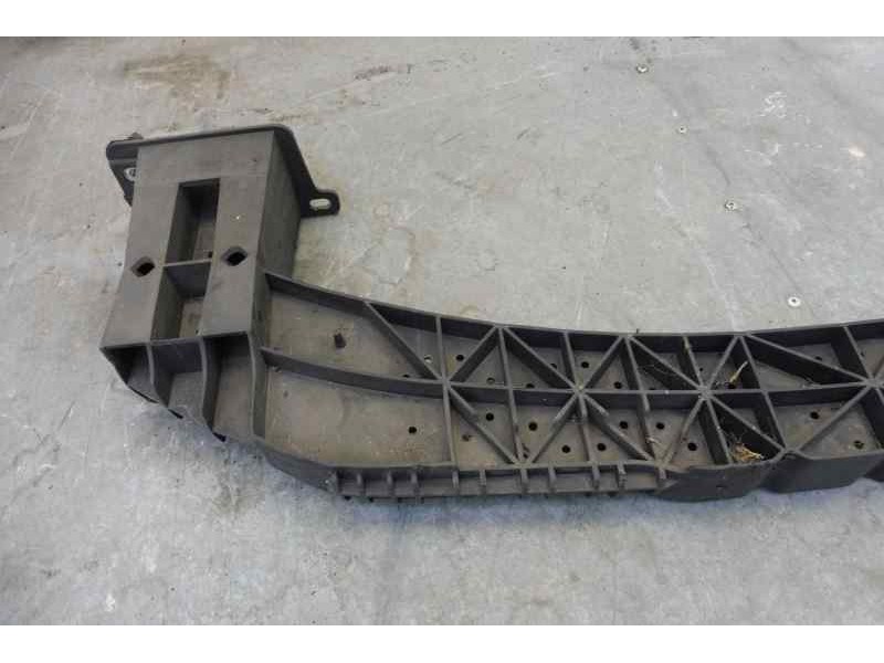 Recambio de travesaño inferior para peugeot 308 sw premium referencia OEM IAM 9656741480  