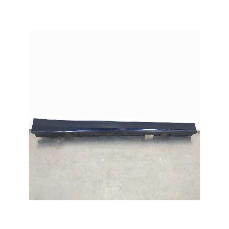 Recambio de faldon lateral para bmw serie 3 berlina (e90) 320d referencia OEM IAM 51777062298 22944911 