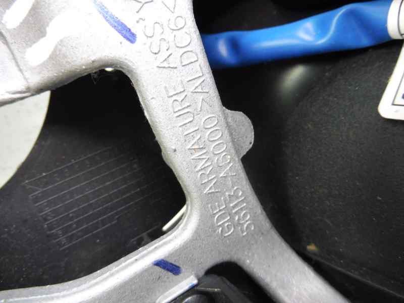 Recambio de volante para hyundai i30 (gd) classic referencia OEM IAM 56113A6000  