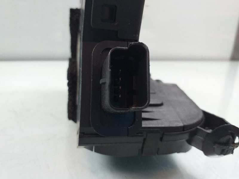 Recambio de cerradura puerta delantera izquierda para renault clio iv dynamique referencia OEM IAM 805011929R  