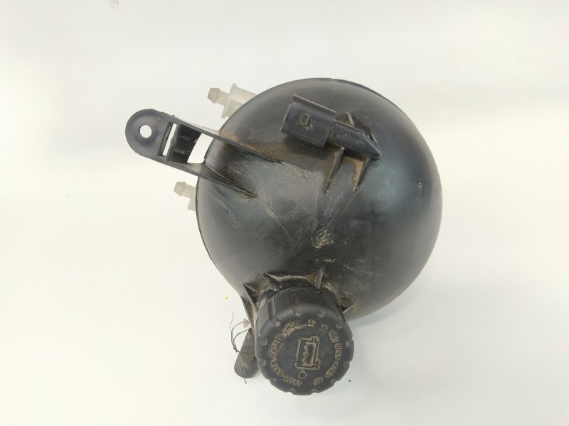 Recambio de deposito expansion para mercedes-benz clase a (w169) a 200 cdi a-edition referencia OEM IAM 1695000149  