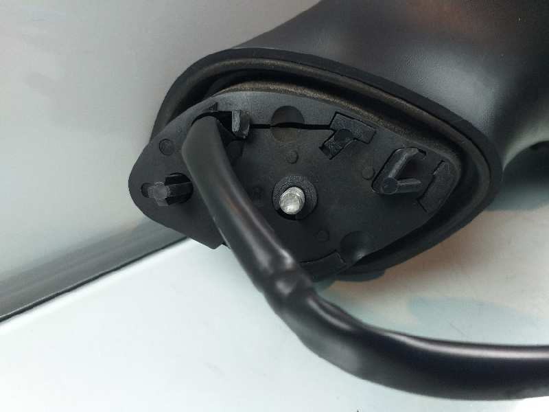 Recambio de retrovisor derecho para renault clio iv dynamique referencia OEM IAM 963016264R  