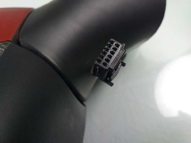 Recambio de retrovisor derecho para renault clio iv dynamique referencia OEM IAM 963016264R  