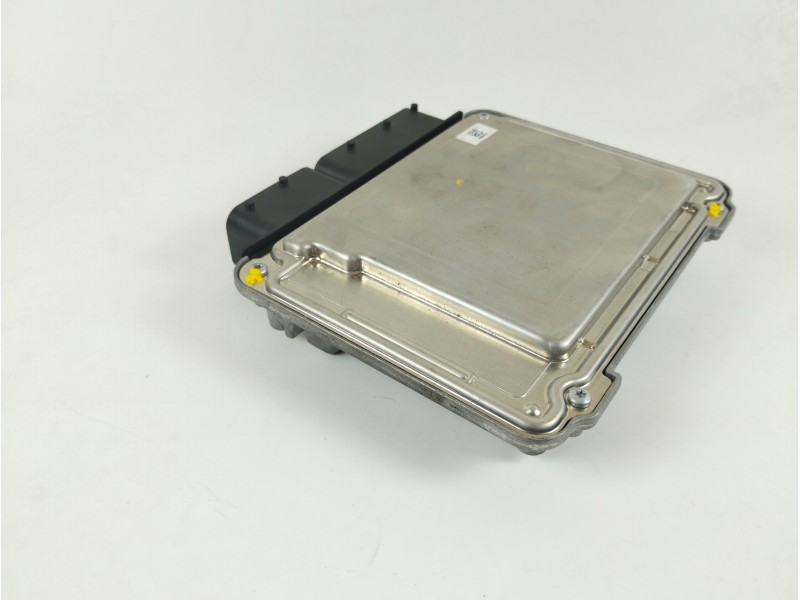 Recambio de centralita motor uce para volkswagen t-roc advance referencia OEM IAM 05E907309H 0261S21433 