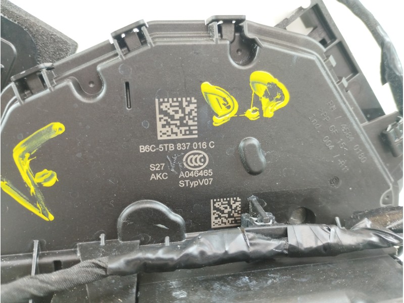 Recambio de cerradura puerta delantera derecha para volkswagen t-roc advance referencia OEM IAM 5TB837016C  