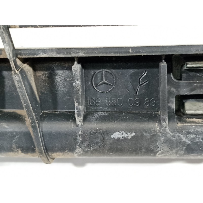 Recambio de rejilla delantera para mercedes-benz clase a (w169) a 200 cdi a-edition referencia OEM IAM 1698800983  