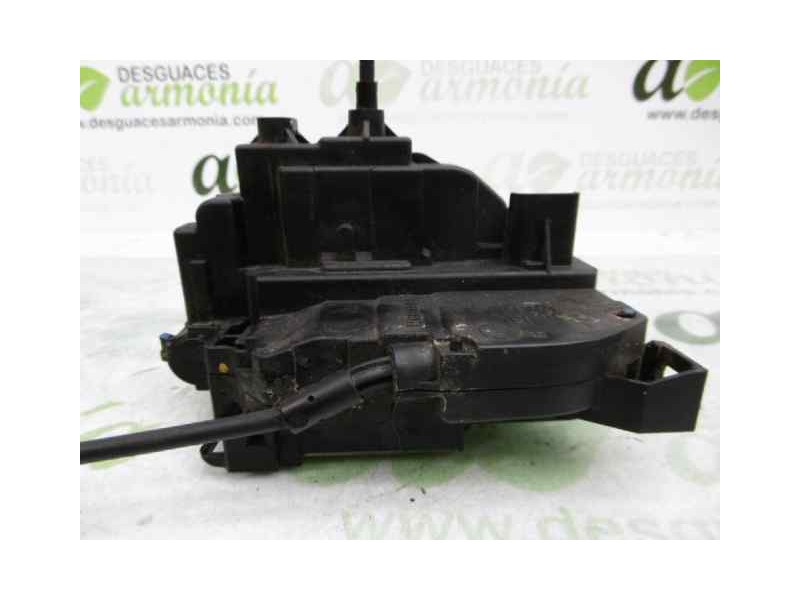 Recambio de cerradura puerta delantera derecha para renault clio grandtour dynamique referencia OEM IAM 8200300125  