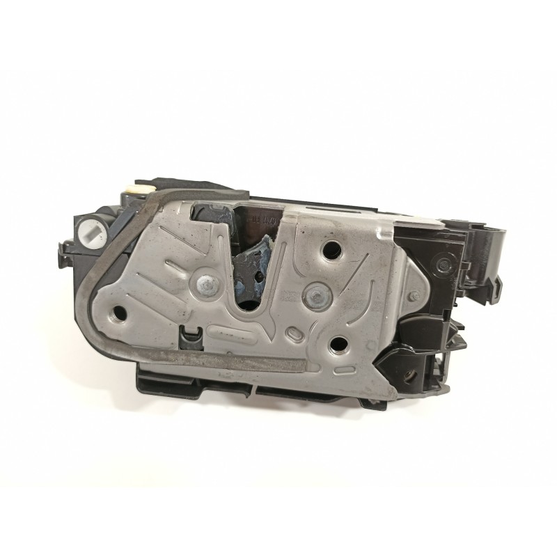 Recambio de cerradura puerta trasera izquierda para audi a1 sportback (gba) 25 tfsi básico referencia OEM IAM 5TA839015Q  