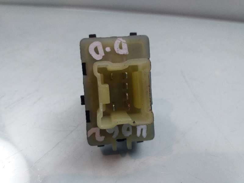 Recambio de mando elevalunas delantero derecho para renault clio iv dynamique referencia OEM IAM 254218614R  