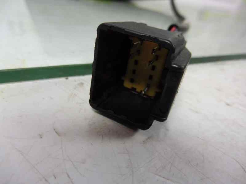 Recambio de retrovisor izquierdo para peugeot expert kasten furg. largo referencia OEM IAM 14007425XT  