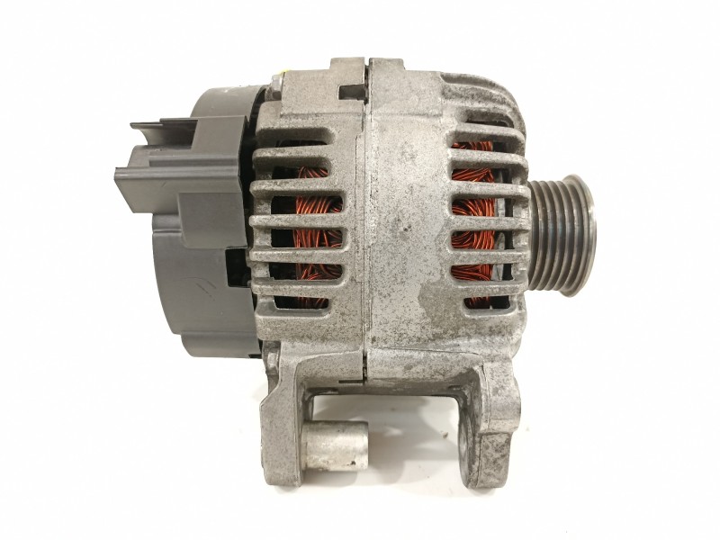 Recambio de alternador para volkswagen golf v variant (1k5) highline referencia OEM IAM 03C903023H  